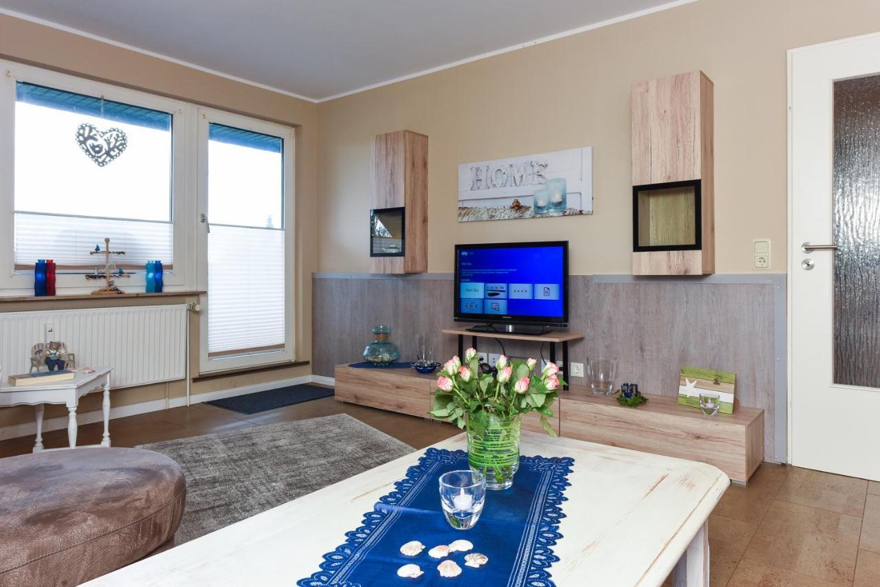 Ferienwohnung Haus Heimathafen Esens Exterior foto