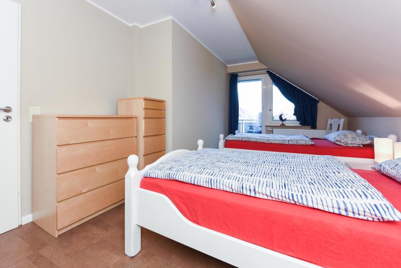 Ferienwohnung Haus Heimathafen Esens Exterior foto